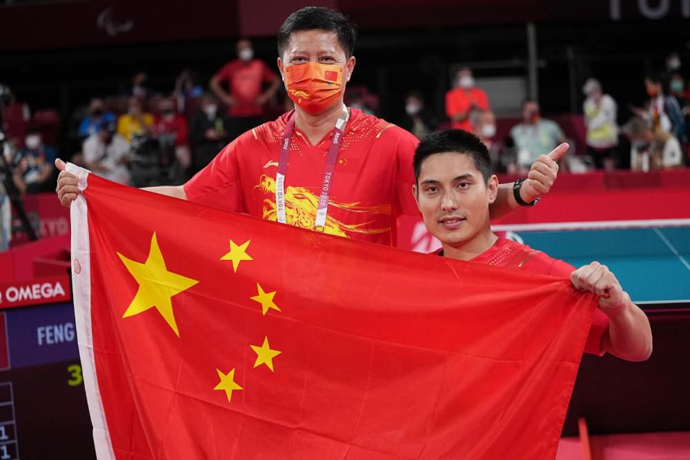 正如《安阳婴儿》的导演王超所言我希望这是一份独特的中国底层社会人民生活的影像文献，构思和拍摄这部影片我都希望建立在我对他们现实生存状态之上的精神压力的触摸。